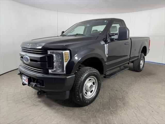 Photo of 2019 Agate Black Metallic Ford F-350