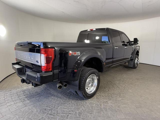 Photo of 2017 Shadow Black Ford F-450