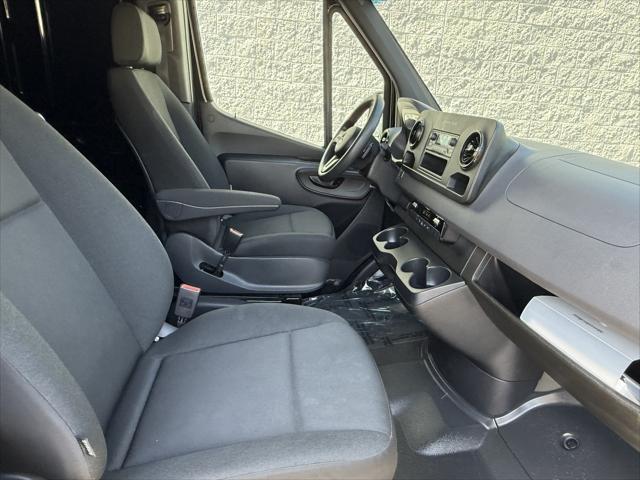 Photo of 2020 Jet Black Mercedes-Benz Sprinter 2500