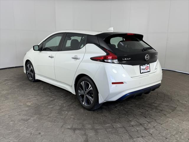Photo of 2021 Gun Metallic Nissan Leaf