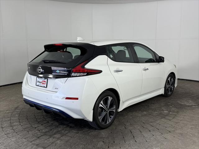 Photo of 2021 Gun Metallic Nissan Leaf