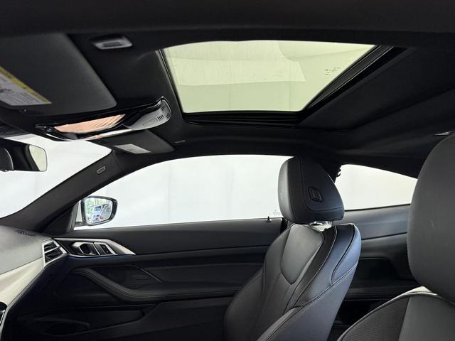 Photo of 2025 Mineral White Metallic BMW 430
