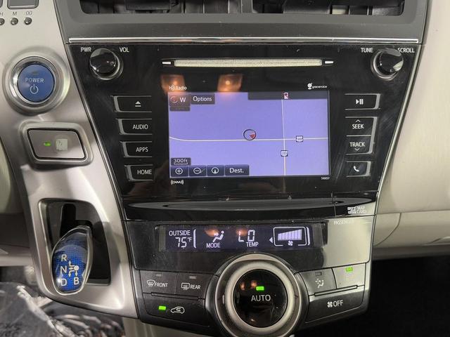 Photo of 2016 Blue Ribbon Metallic Toyota Prius v