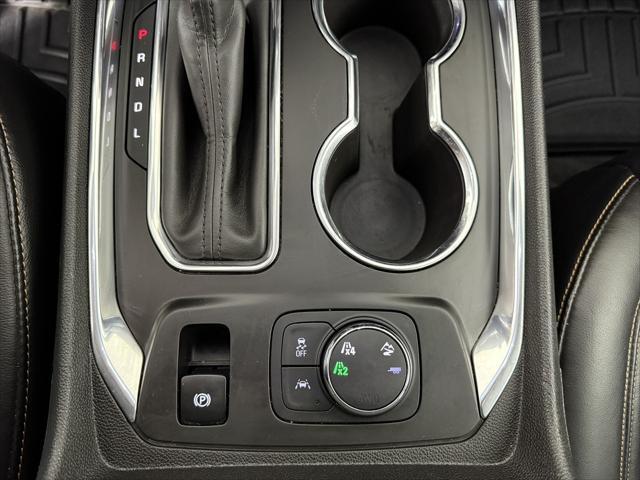 Photo of 2018 Silver Ice Metallic Chevrolet Traverse
