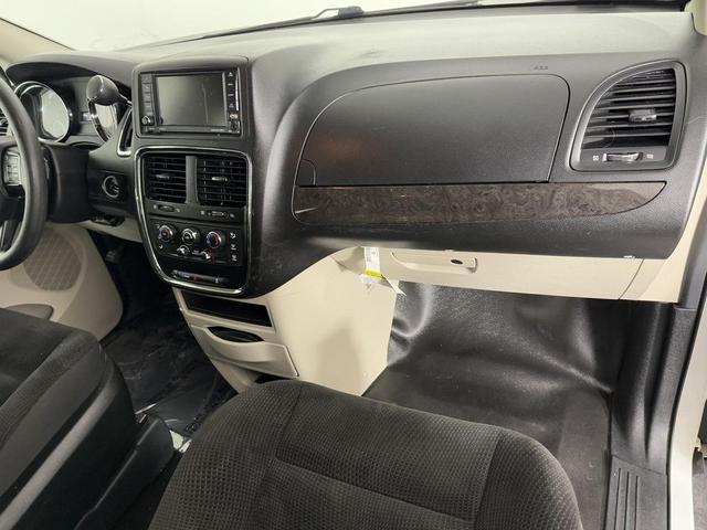 Photo of 2019 White Knuckle Clearcoat Dodge Grand Caravan