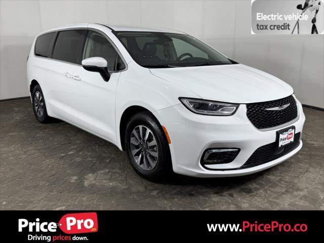 2023 Chrysler Pacifica Hybrid