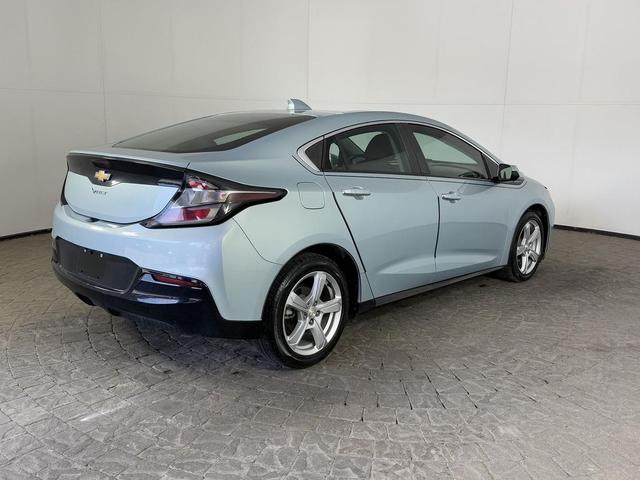 Photo of 2018 Green Mist Metallic Chevrolet Volt