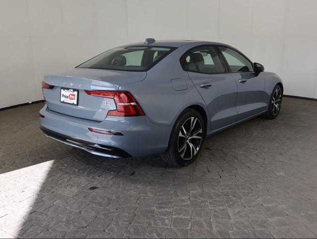 Photo of 2024 Thunder Grey Metallic Volvo S60
