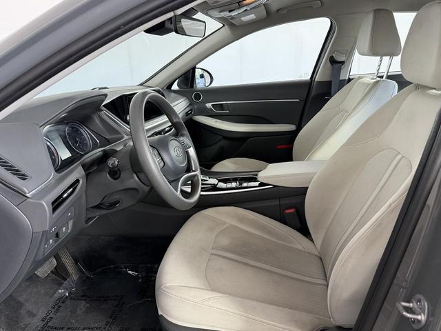 Photo of 2023 Hampton Gray Hyundai SONATA