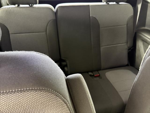 Photo of 2022 Northsky Blue Metallic Chevrolet Traverse