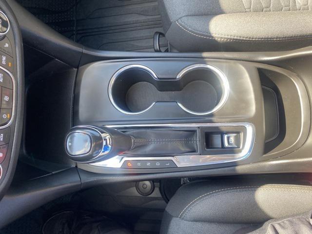 Photo of 2019 Silver Ice Metallic Chevrolet Equinox