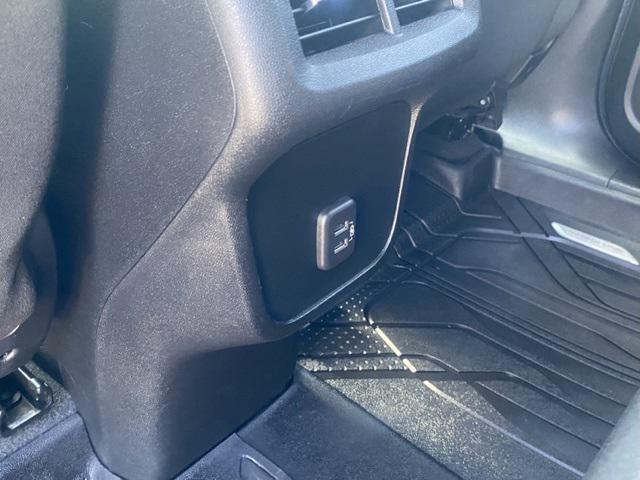 Photo of 2019 Silver Ice Metallic Chevrolet Equinox
