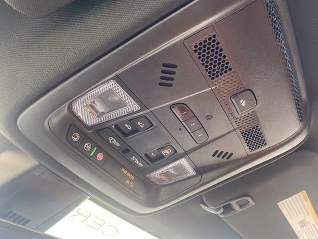 Photo of 2023 Crystal White Tricoat Cadillac XT5