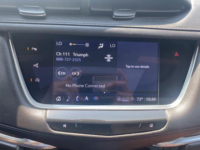 Photo of 2023 Crystal White Tricoat Cadillac XT5