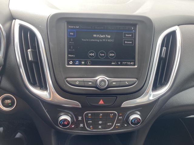 Photo of 2019 Ivy Metallic Chevrolet Equinox