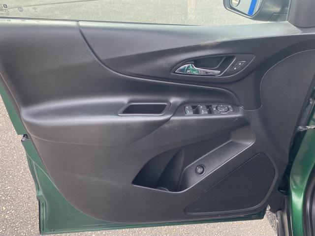 Photo of 2019 Ivy Metallic Chevrolet Equinox