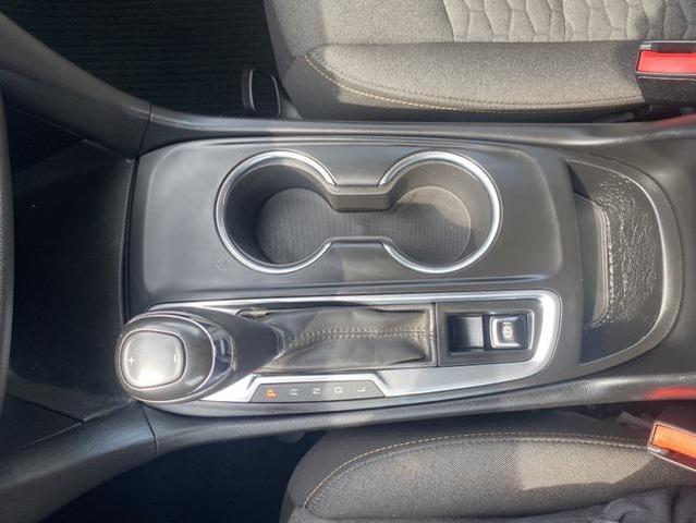 Photo of 2019 Ivy Metallic Chevrolet Equinox