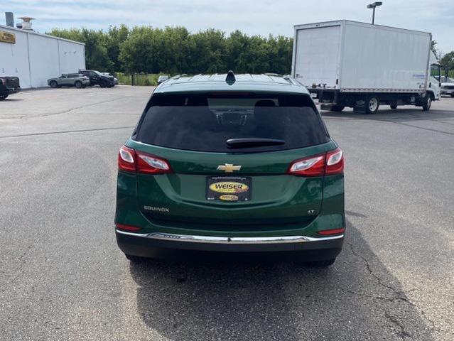 Photo of 2019 Ivy Metallic Chevrolet Equinox