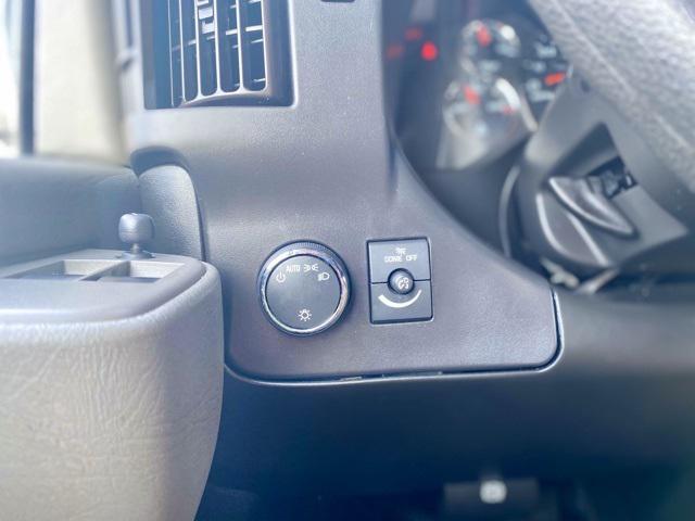 Photo of 2020 01u Chevrolet Express 2500