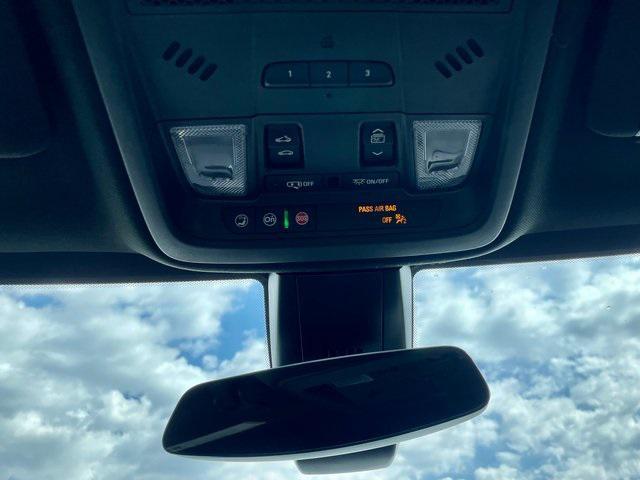 Photo of 2021 Stellar Black Metallic Cadillac XT5