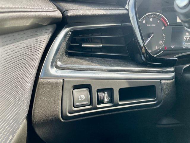 Photo of 2021 Stellar Black Metallic Cadillac XT5