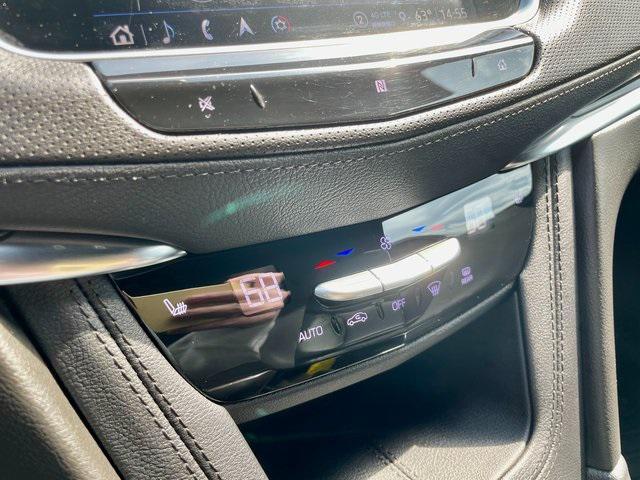 Photo of 2021 Stellar Black Metallic Cadillac XT5