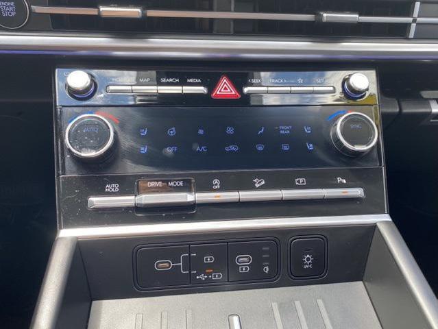 Photo of 2024 Earthy Brass Matte Hyundai SANTA FE