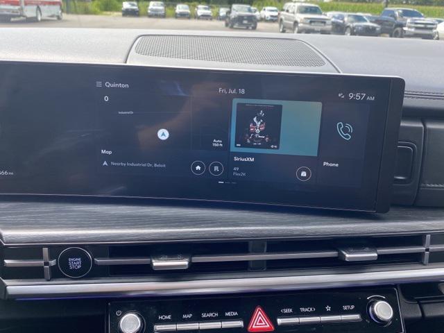Photo of 2024 Earthy Brass Matte Hyundai SANTA FE
