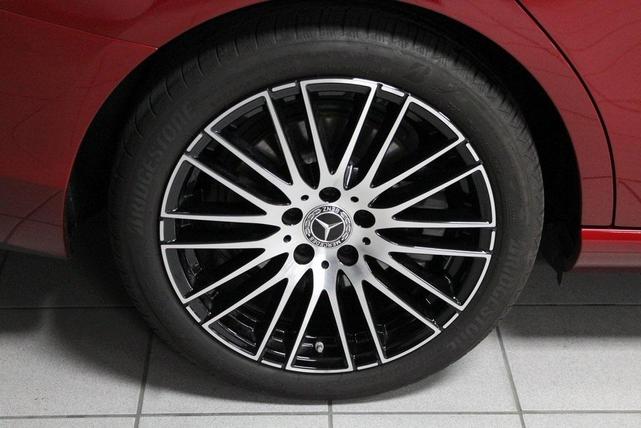 Photo of 2025 MANUFAKTUR Patagonia Red Metallic Mercedes-Benz C-Class