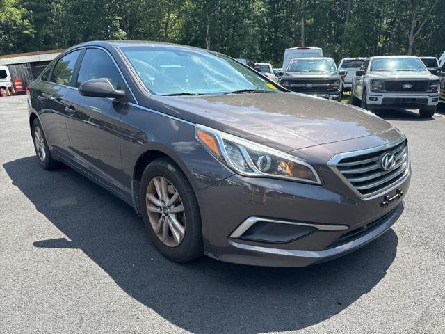 Photo of 2016 Dark Truffle Hyundai SONATA