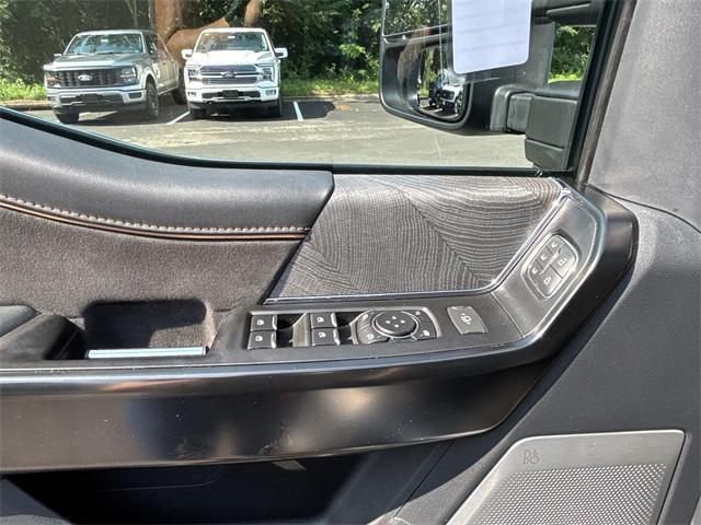 Photo of 2022 ICONIC SILVER METALLIC Ford F-150