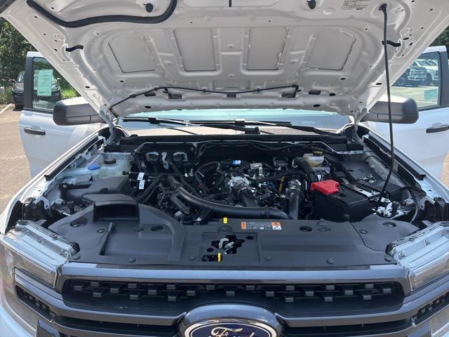 Photo of 2025 OXFORD WHITE Ford Ranger