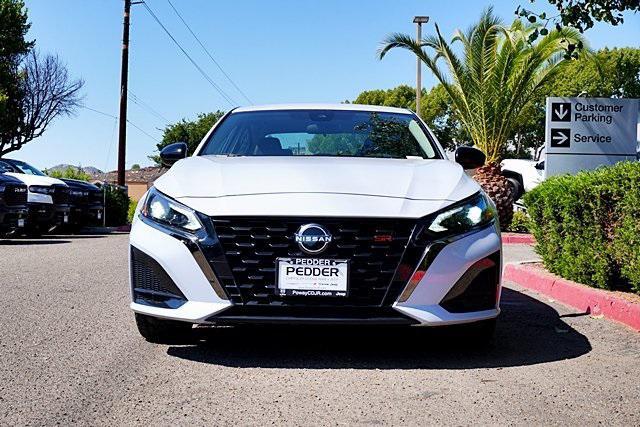 Photo of 2024 Gray Sky Pearl Nissan Altima