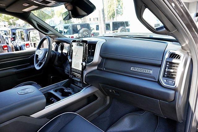Photo of 2025 Granite Crystal Metallic Clearcoat RAM 2500