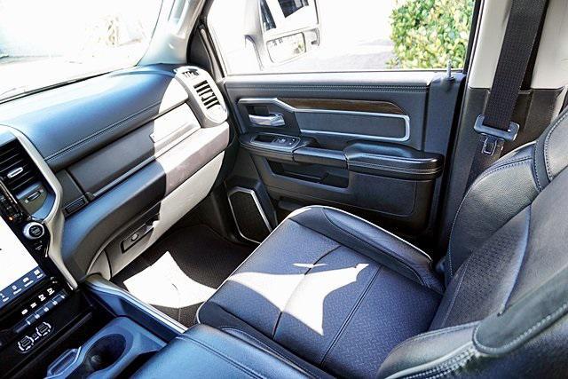 Photo of 2024 Bright White Clearcoat RAM 2500