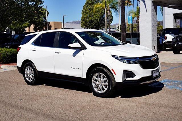 Photo of 2024 Summit White Chevrolet Equinox
