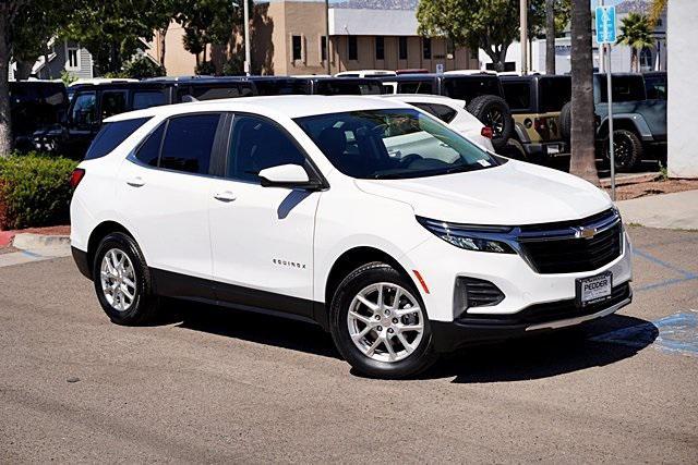 Photo of 2024 Summit White Chevrolet Equinox