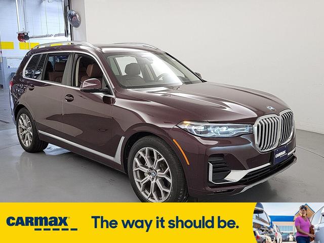 2022 BMW X7