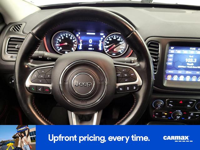 Photo of 2020 Gray Jeep Compass