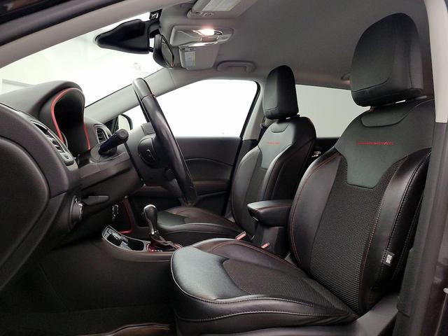 Photo of 2020 Gray Jeep Compass