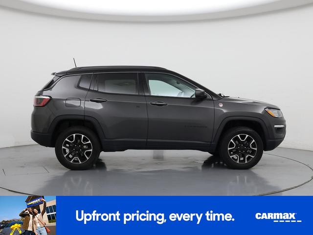 Photo of 2020 Gray Jeep Compass
