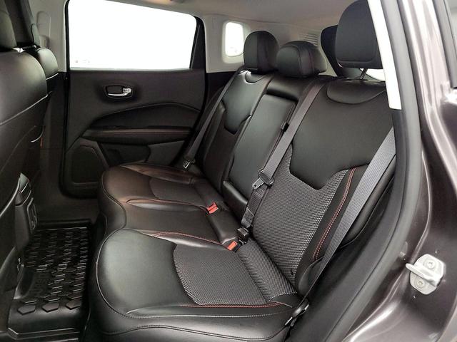 Photo of 2020 Gray Jeep Compass