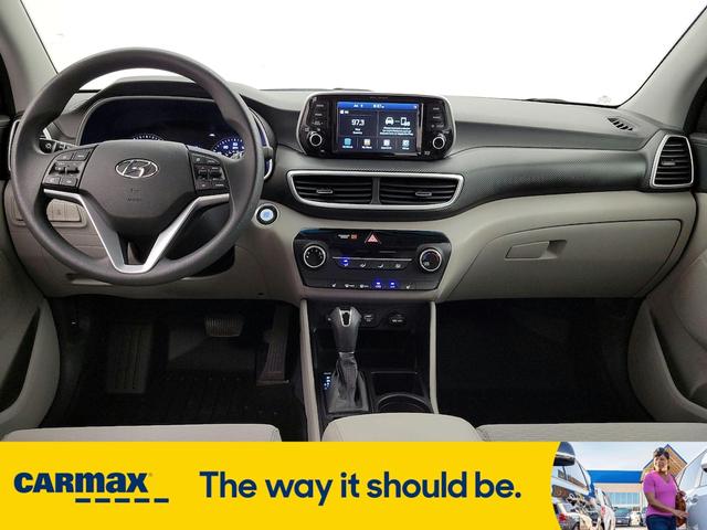 Photo of 2021 Gray Hyundai TUCSON