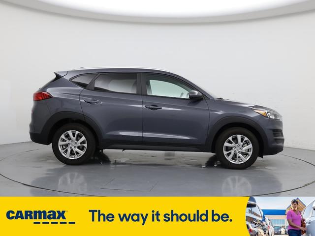 Photo of 2021 Gray Hyundai TUCSON