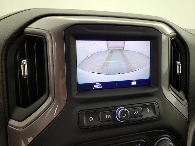 Photo of 2021 White Chevrolet Silverado 1500