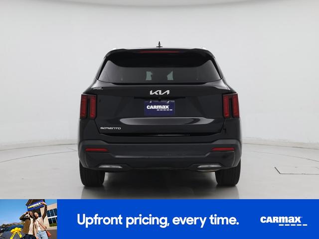Photo of 2024 Black Kia Sorento