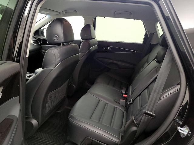 Photo of 2018 Black Kia Sorento