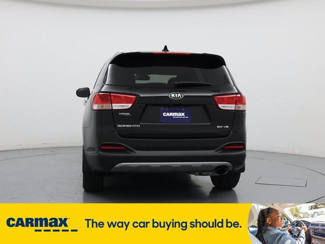 Photo of 2018 Black Kia Sorento