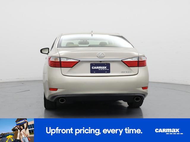 Photo of 2015 Gold Lexus ES 350