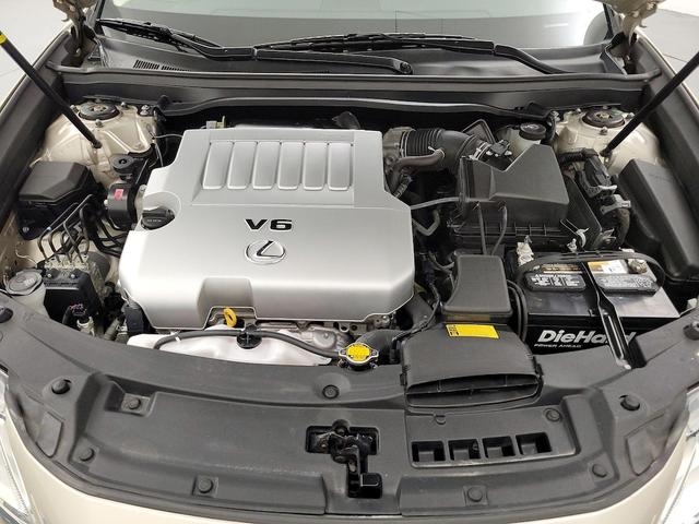Photo of 2015 Gold Lexus ES 350